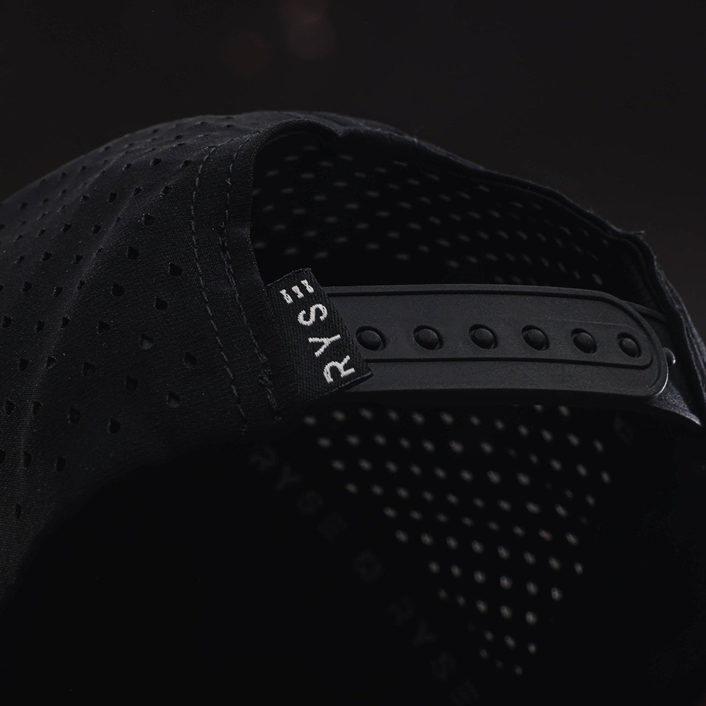 RYSE ORIGIN Performance Hat | RYSE Supps Black / White - RYSE Supplements