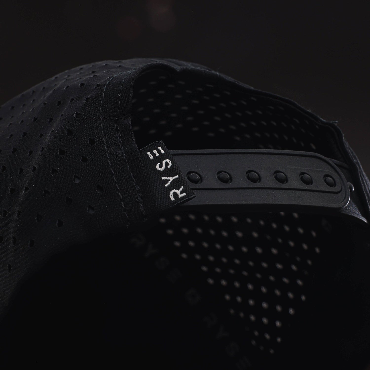 RYSE ORIGIN Performance Hat | RYSE Supps Black / White - RYSE Supplements
